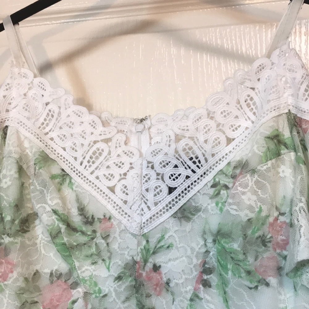 Disney Princess Cold Shoulder Fit Flare Dress Junior Medium - Picture 4 of 7